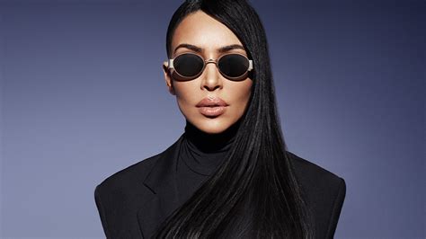 celine zonnebril kim kardashian|Keeping Up With The Kardashians and their Favorite Sunglasses.